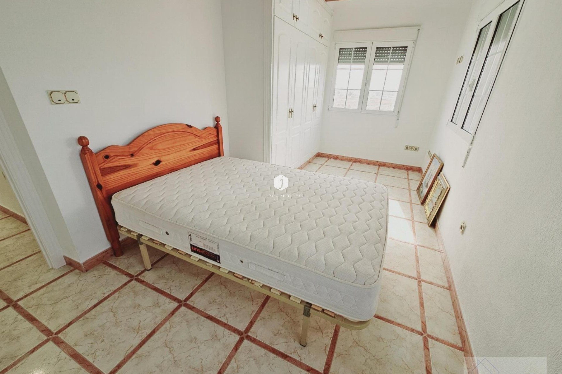 Z drugiej ręki - Villa -
Torrevieja - La Siesta - El Salado - Torreta