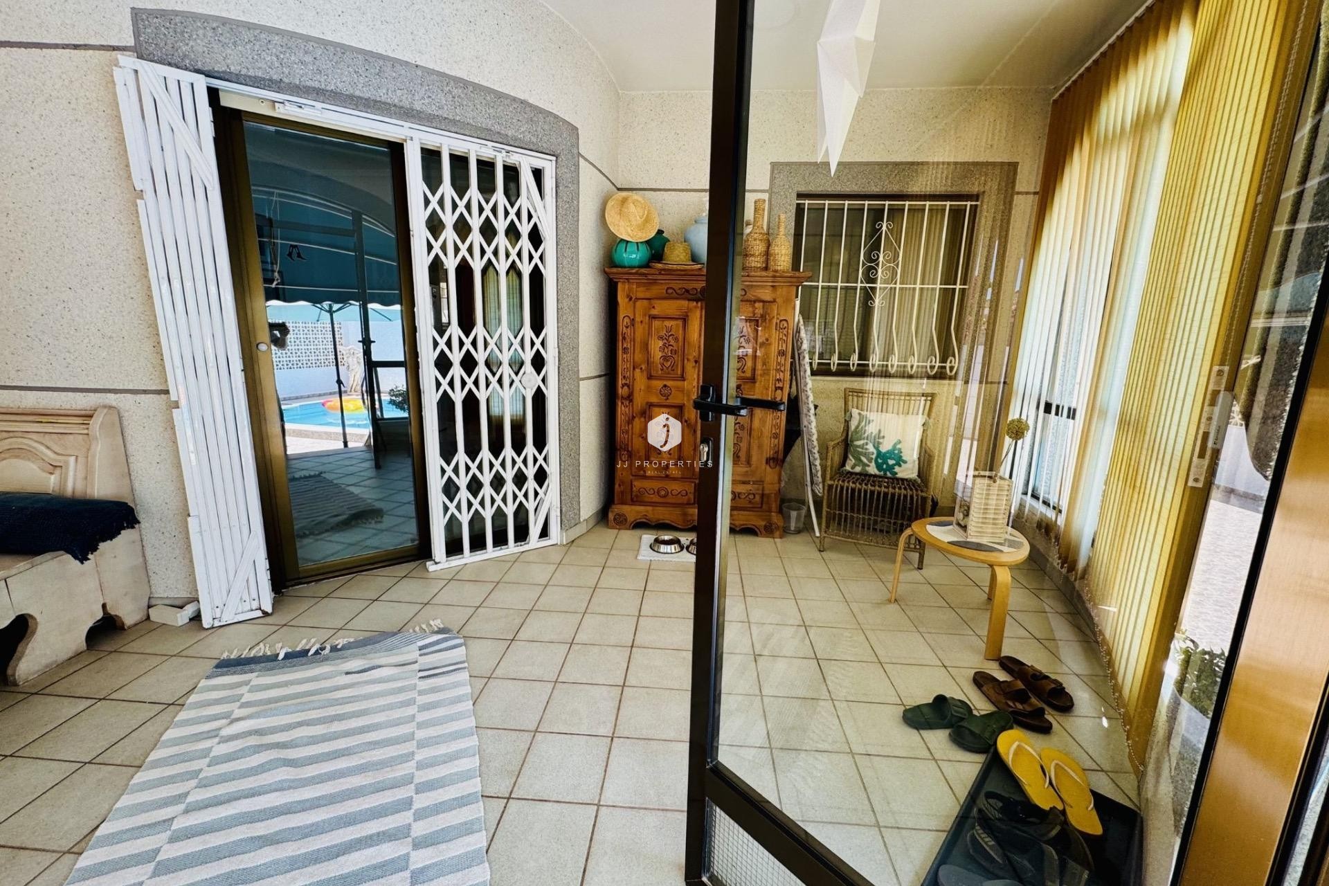 Z drugiej ręki - Villa -
Torrevieja - La Siesta - El Salado - Torreta