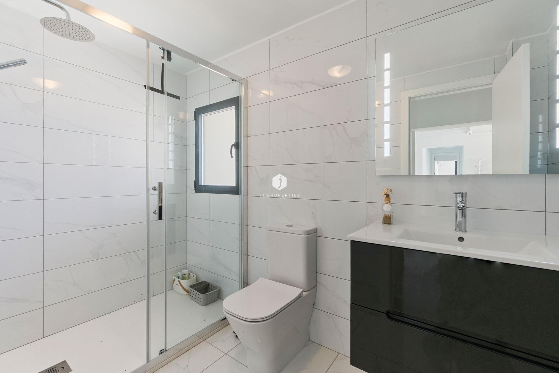 Z drugiej ręki - Villa -
Torrevieja - La veleta