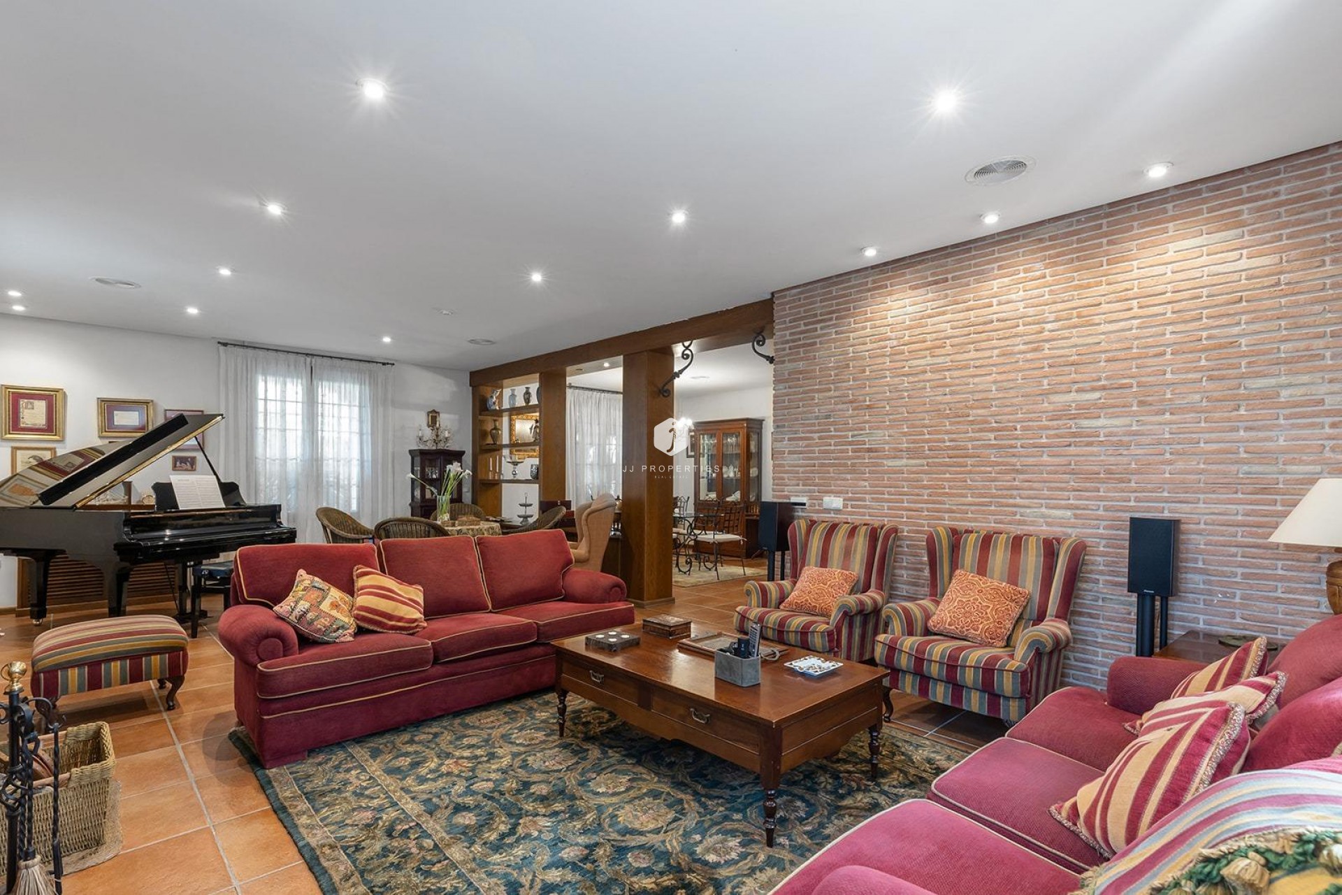 Z drugiej ręki - Villa -
Torrevieja - La veleta