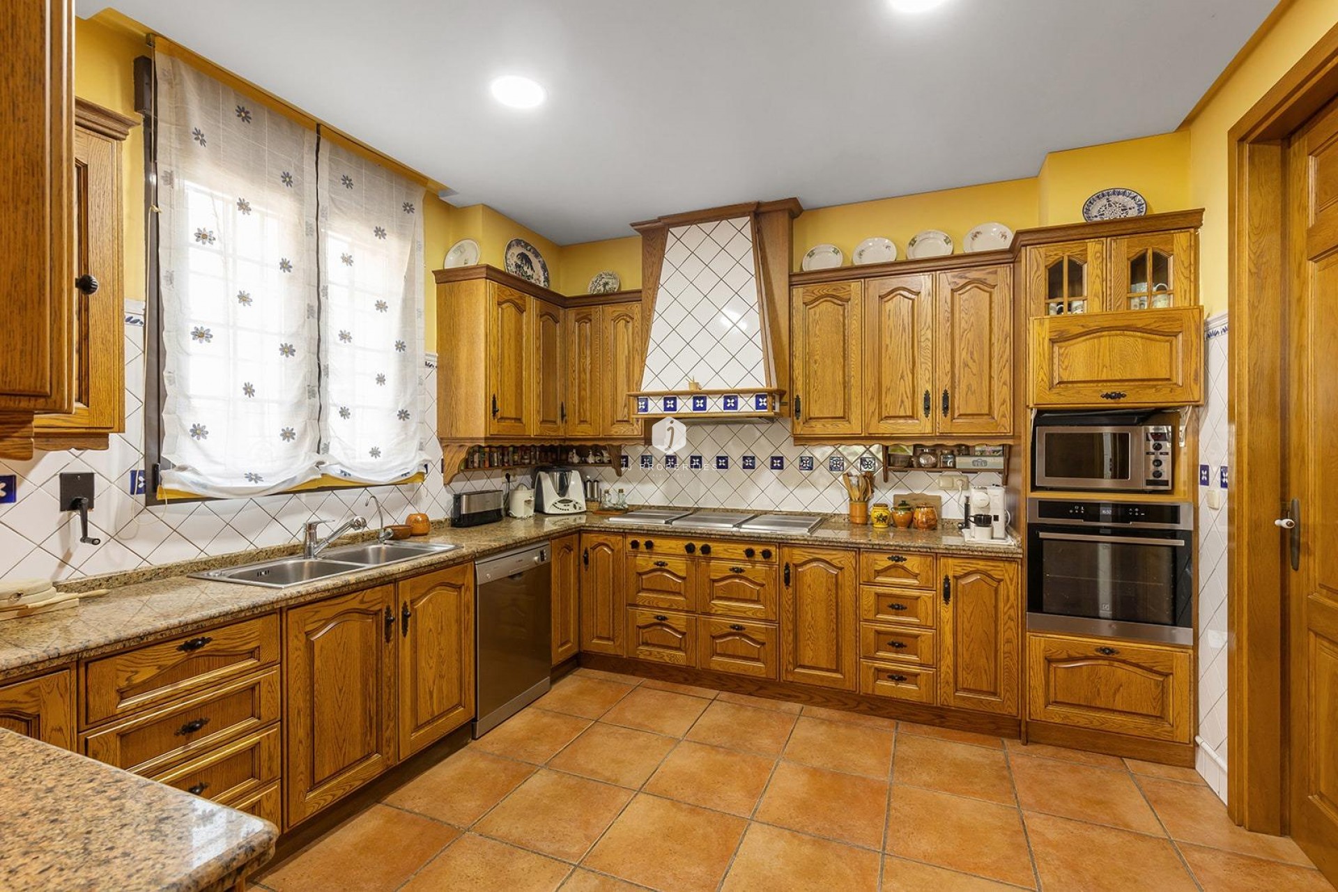 Z drugiej ręki - Villa -
Torrevieja - La veleta