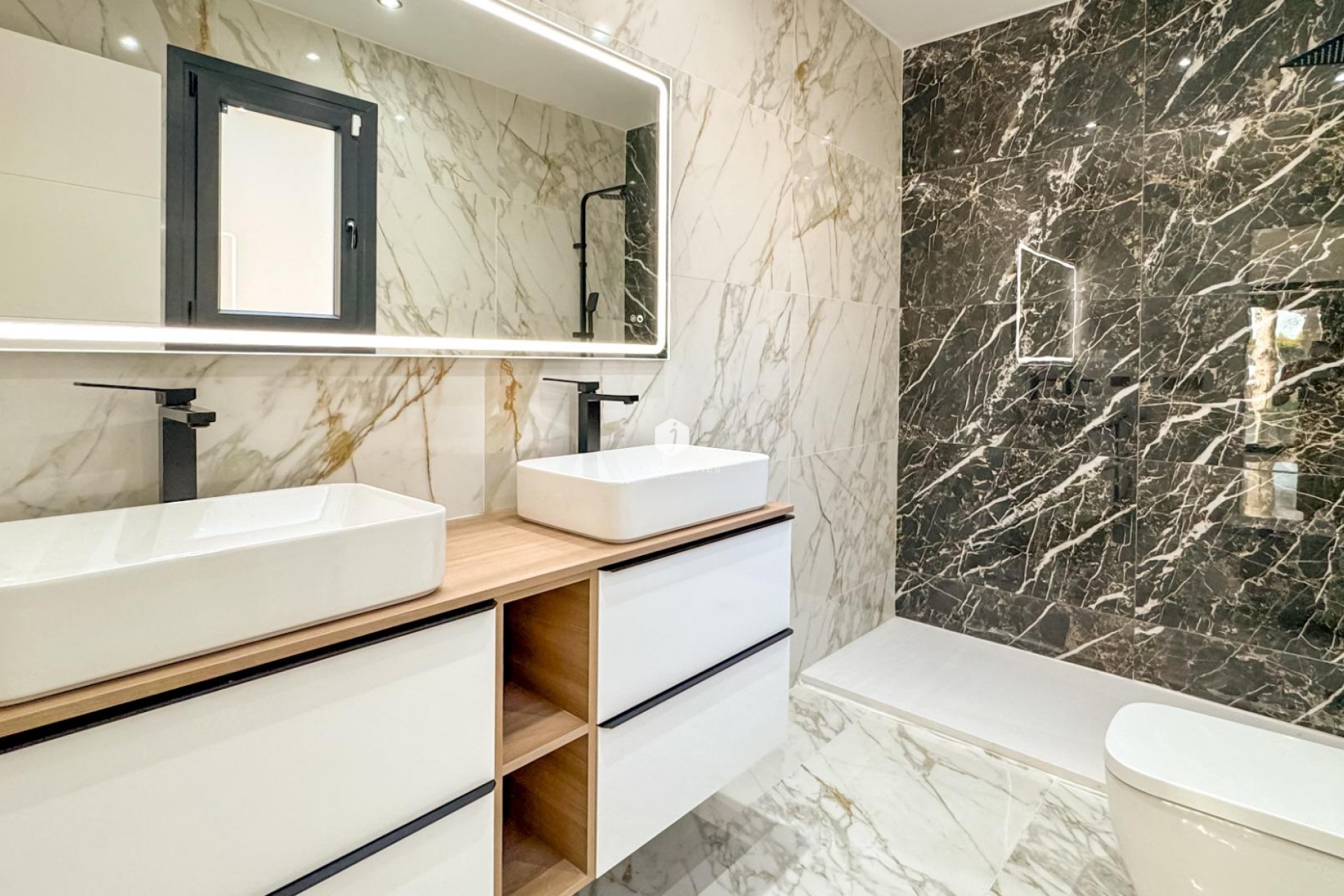 Z drugiej ręki - Villa -
Torrevieja - Los Balcones - Los Altos del Edén