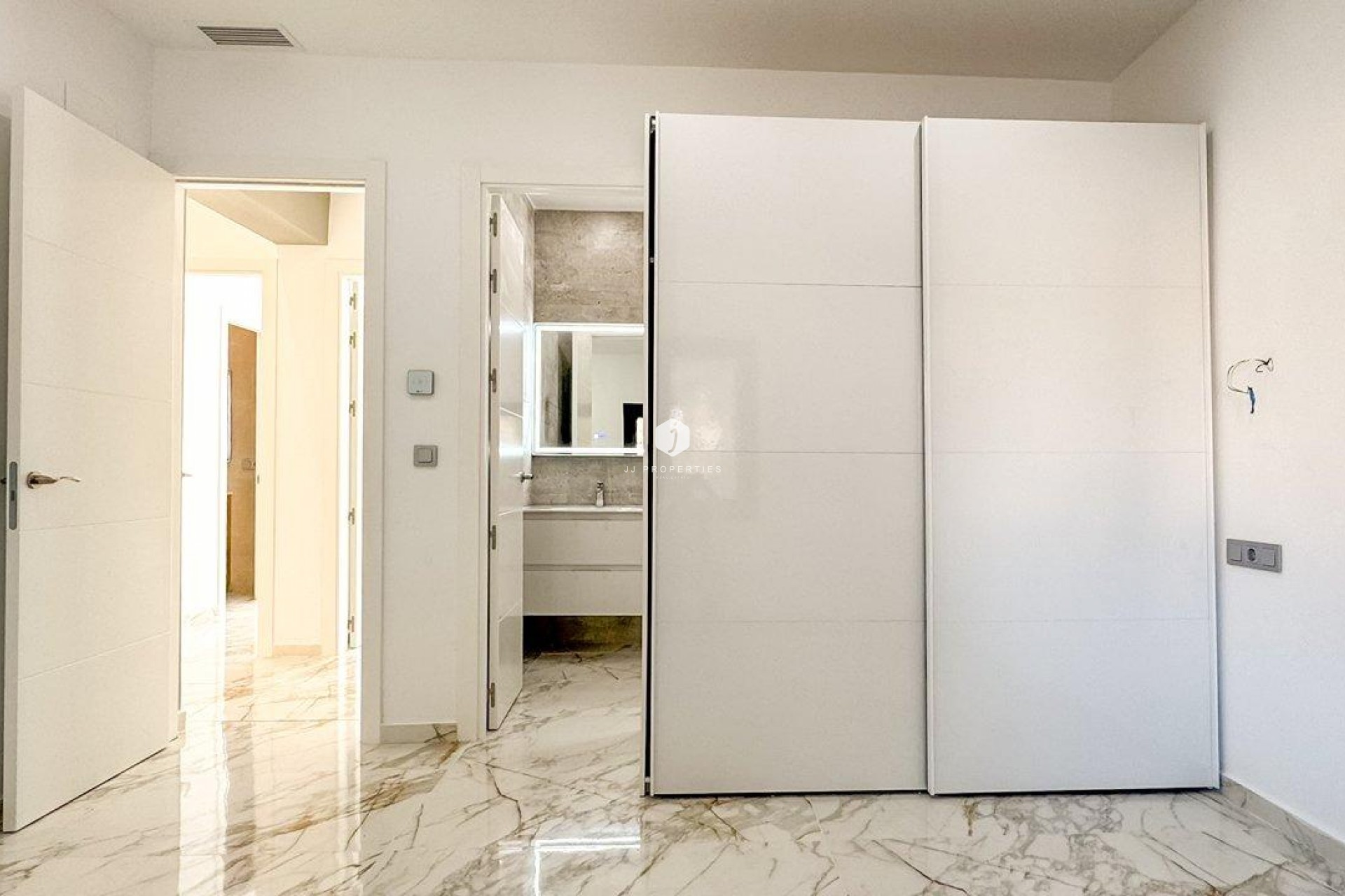 Z drugiej ręki - Villa -
Torrevieja - Los Balcones - Los Altos del Edén