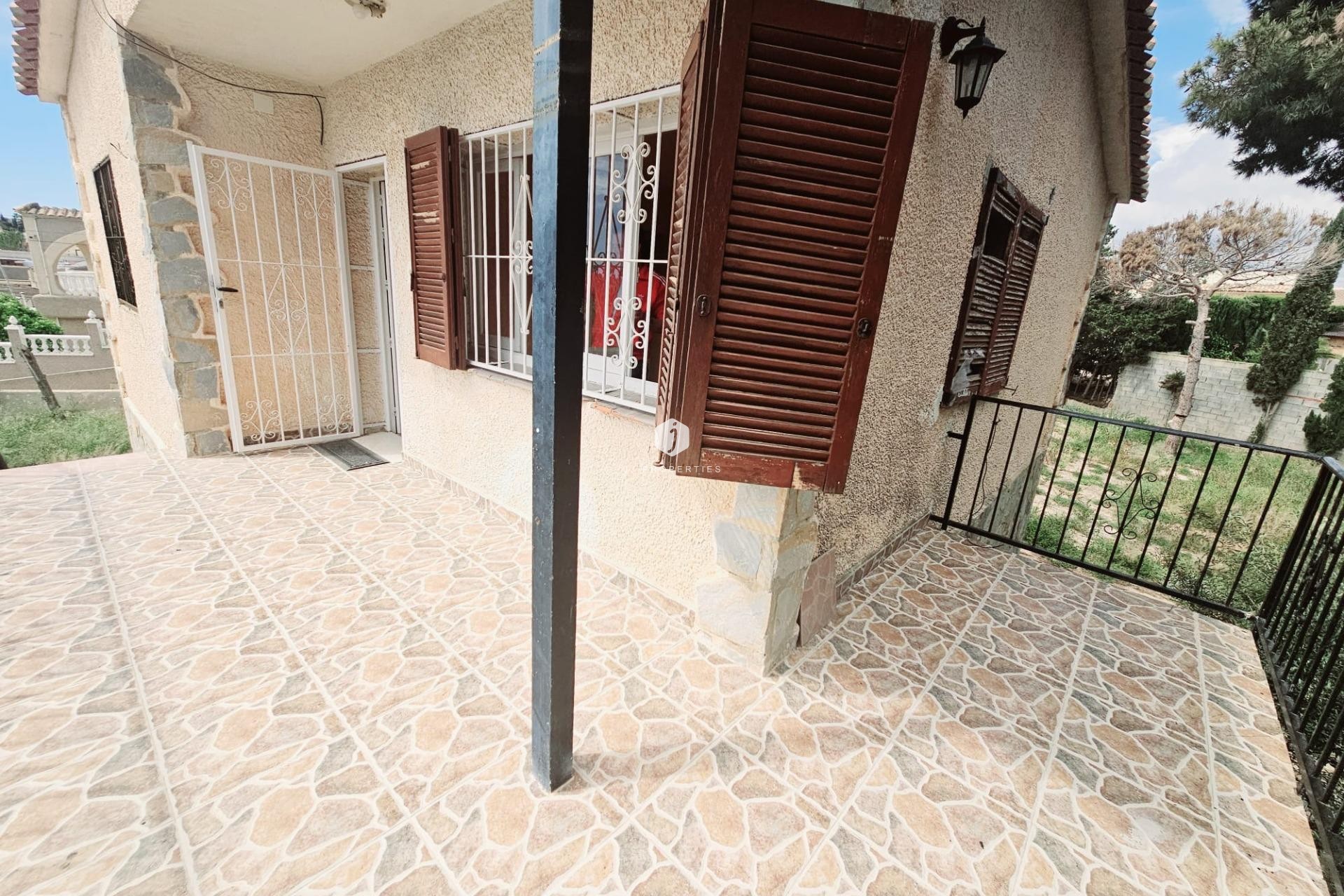 Z drugiej ręki - Villa -
Torrevieja - Los Balcones - Los Altos del Edén