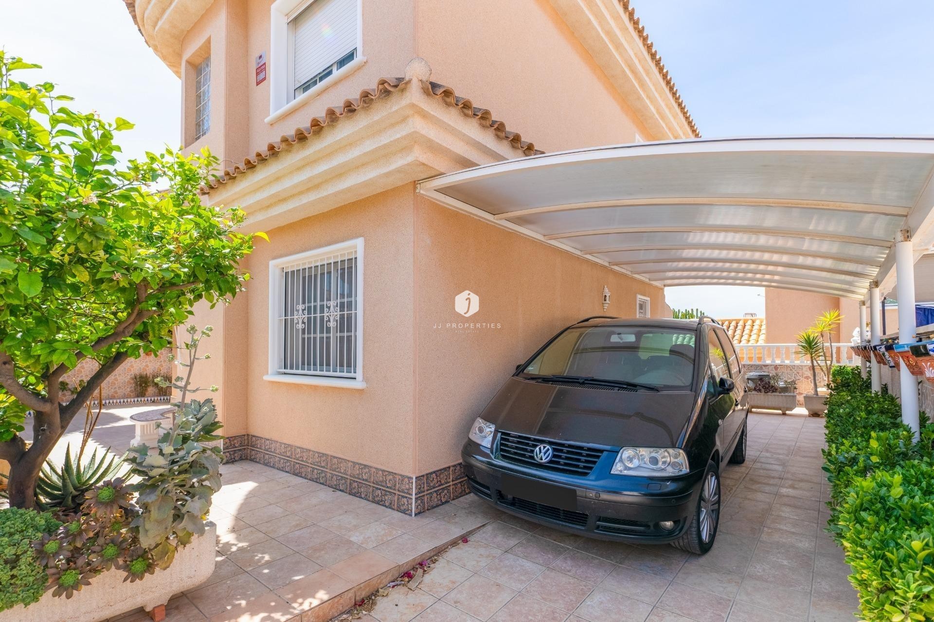 Z drugiej ręki - Villa -
Torrevieja - Los Balcones - Los Altos del Edén