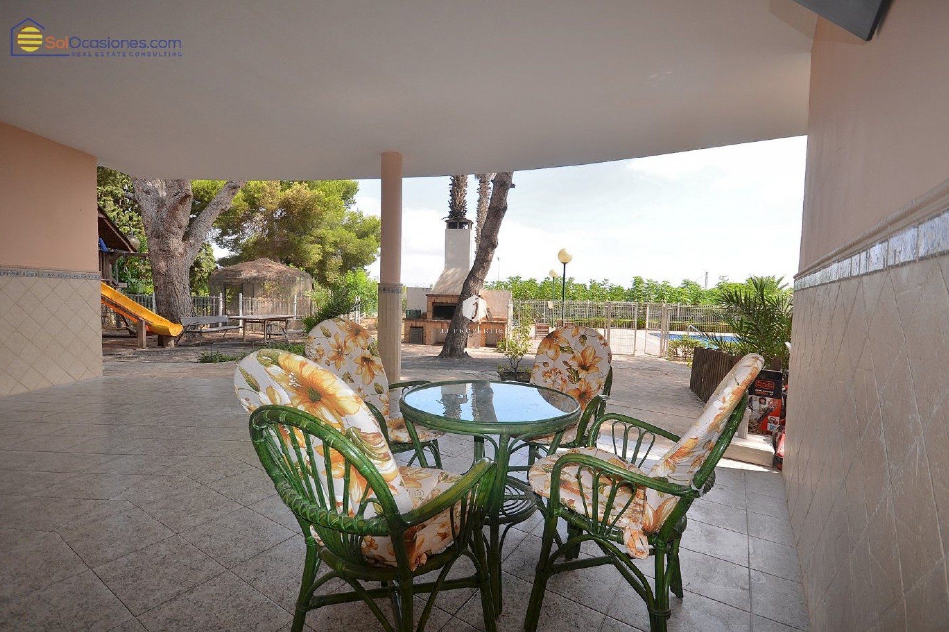 Z drugiej ręki - Villa -
Torrevieja - Los Balcones