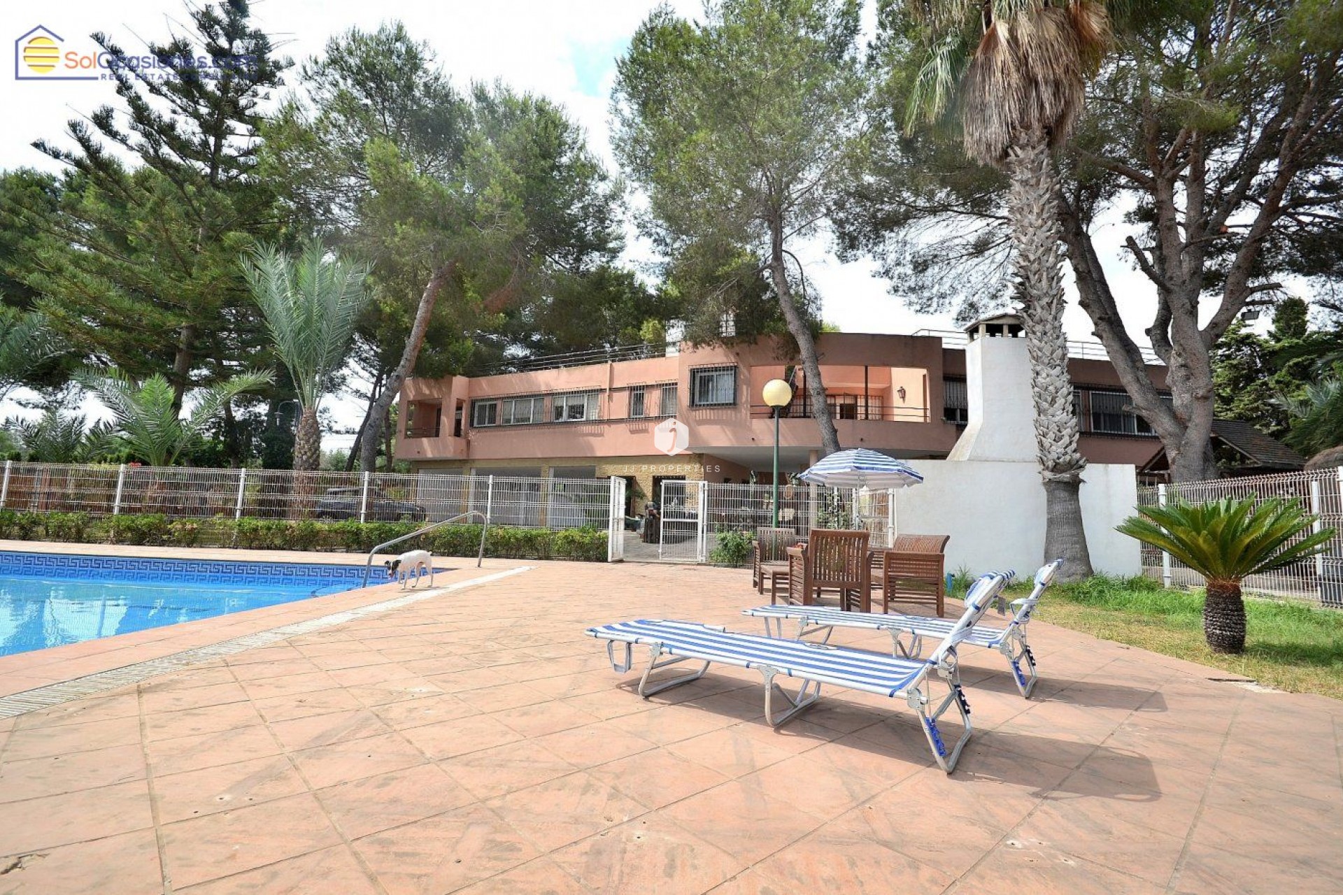 Z drugiej ręki - Villa -
Torrevieja - Los Balcones