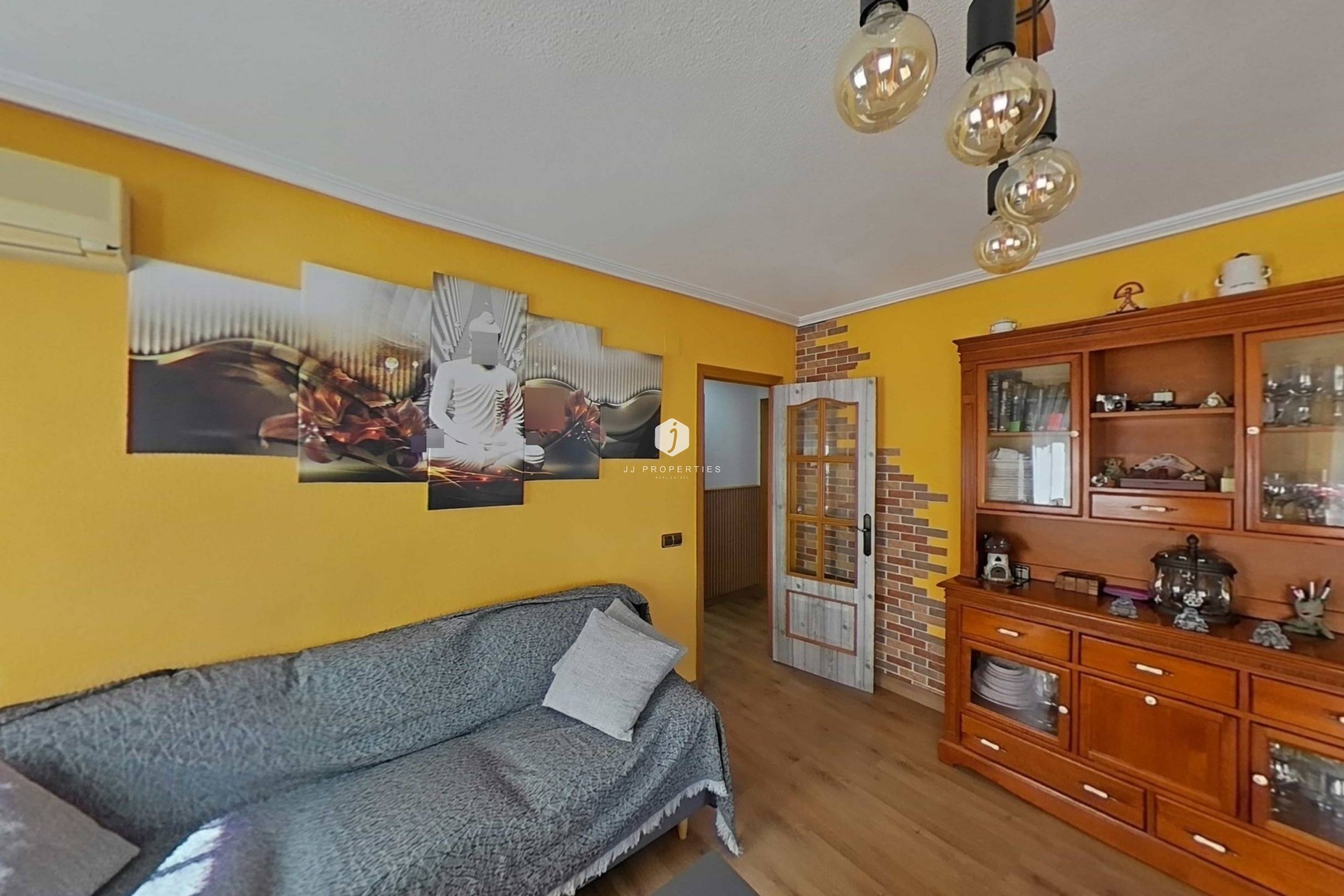 Z drugiej ręki - Villa -
Torrevieja - Los Balcones