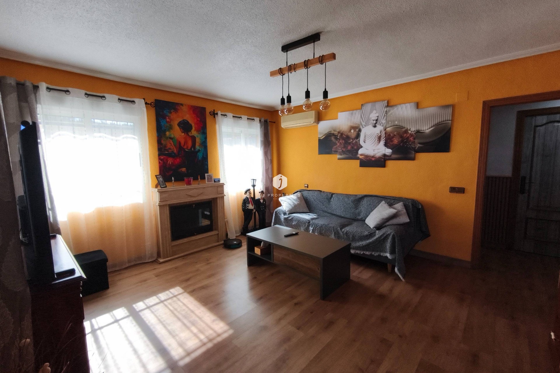 Z drugiej ręki - Villa -
Torrevieja - Los Balcones