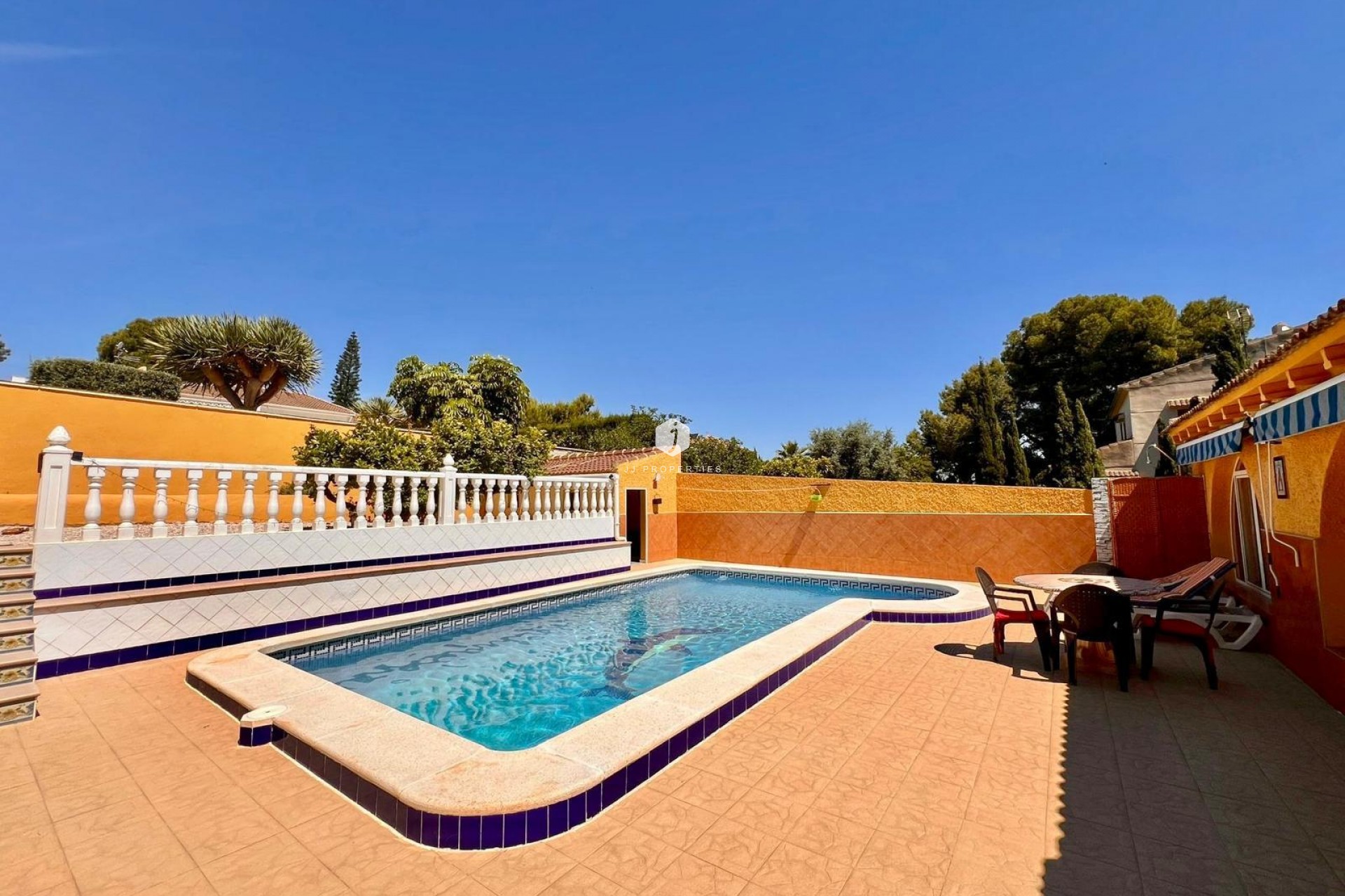 Z drugiej ręki - Villa -
Torrevieja - Los Balcones