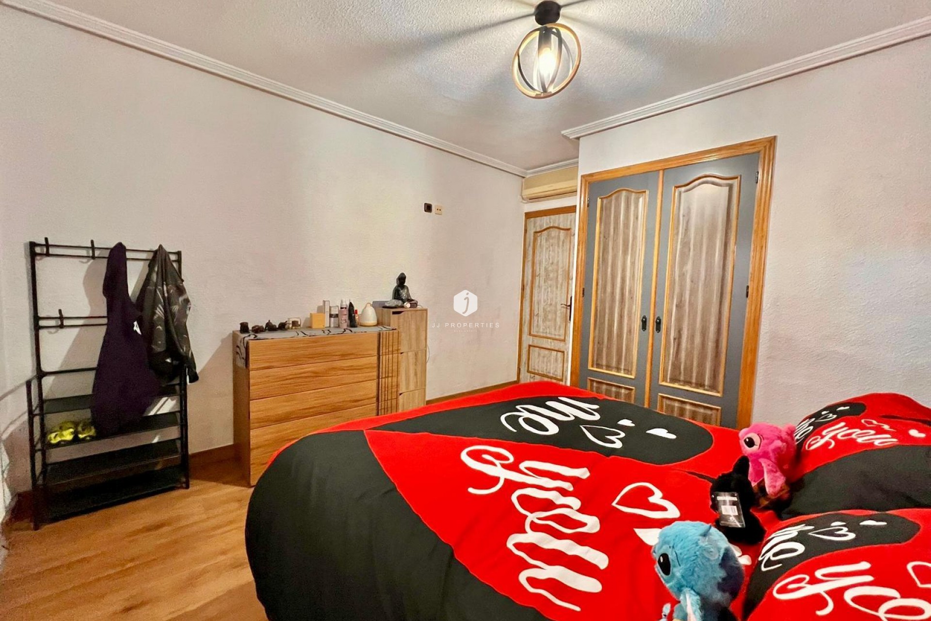 Z drugiej ręki - Villa -
Torrevieja - Los Balcones