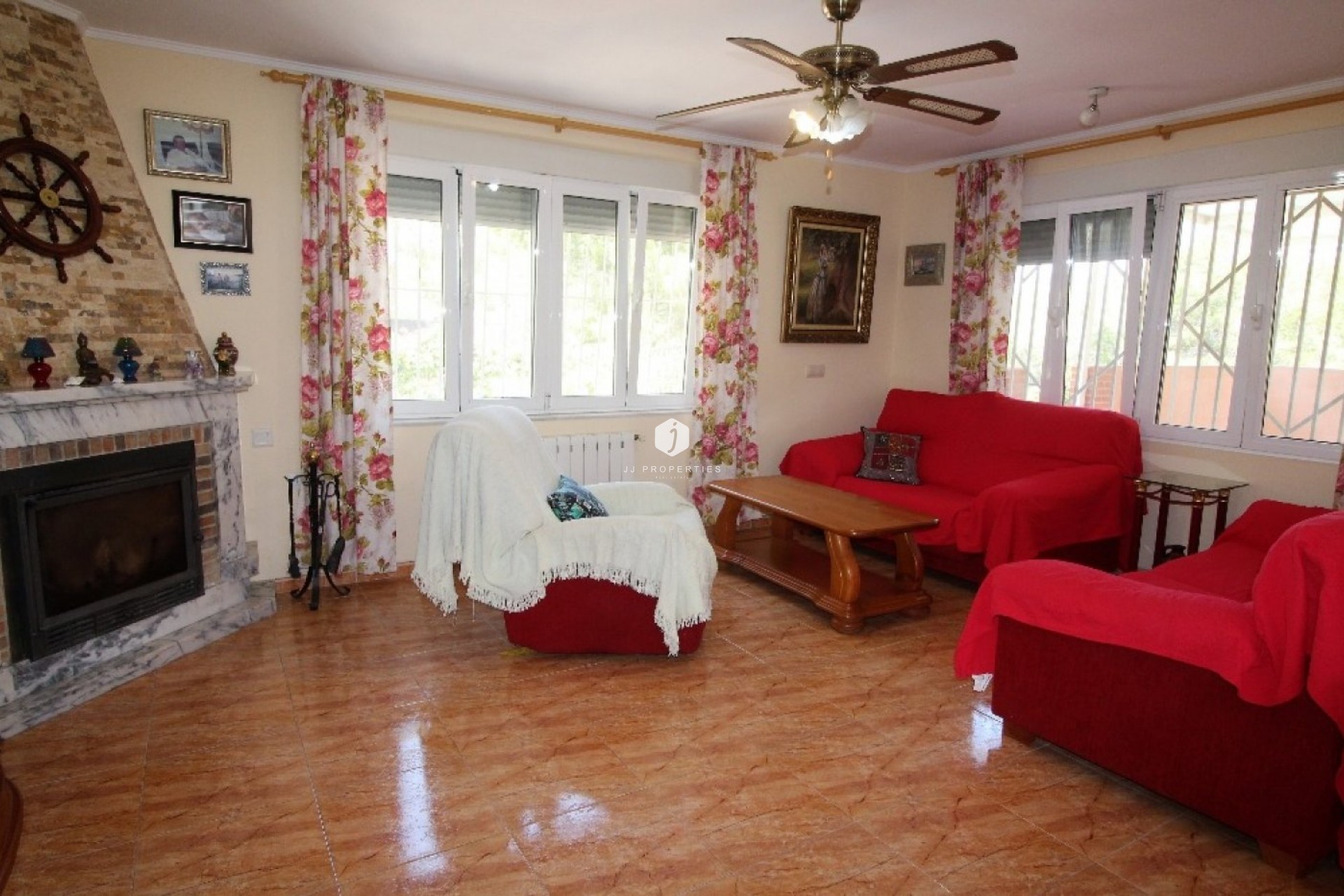 Z drugiej ręki - Villa -
Torrevieja - Los Balcones