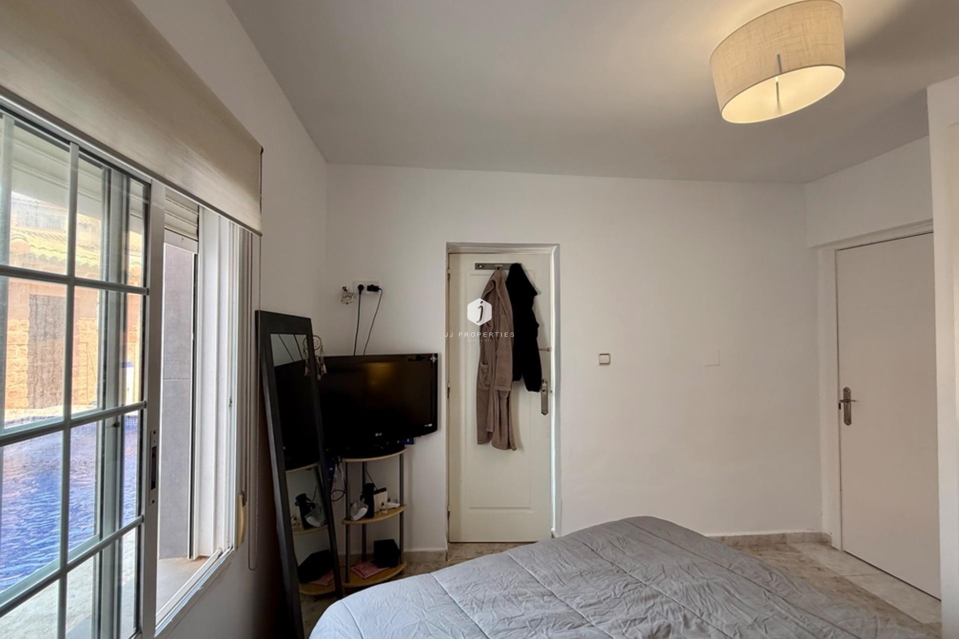 Z drugiej ręki - Villa -
Torrevieja - Los Frutales