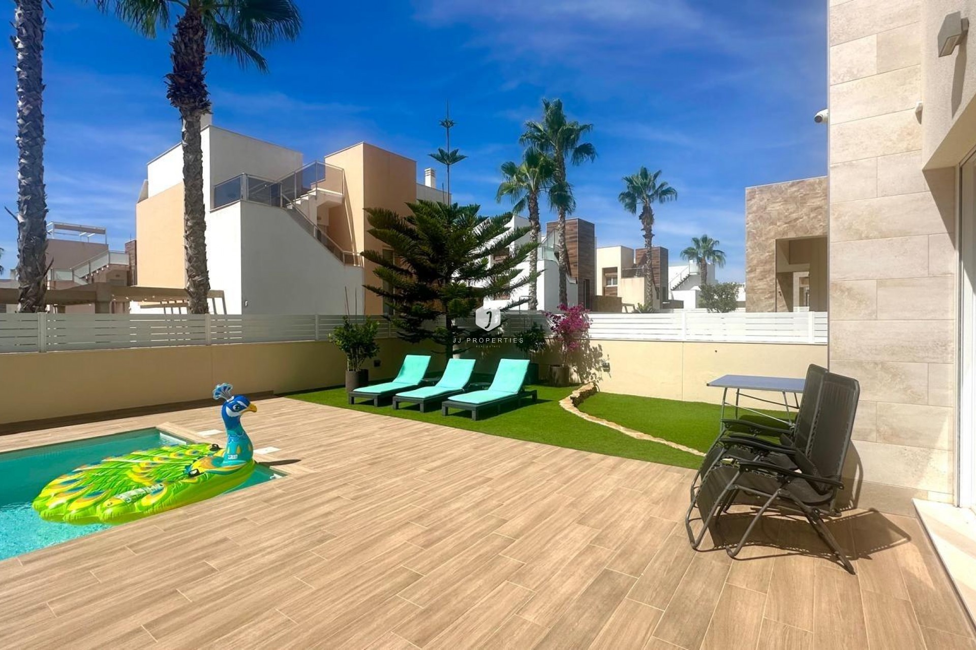 Z drugiej ręki - Villa -
Torrevieja - Miramar - Torre Del Moro