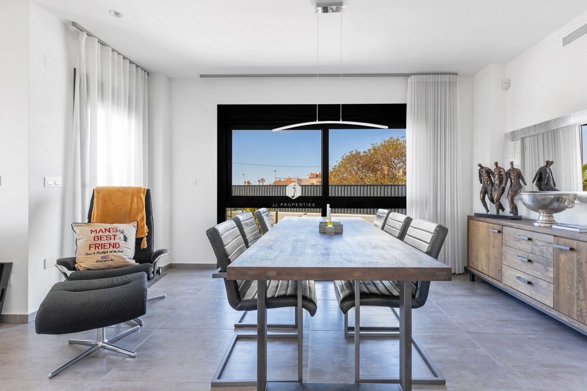 Z drugiej ręki - Villa -
Torrevieja - Rosaleda