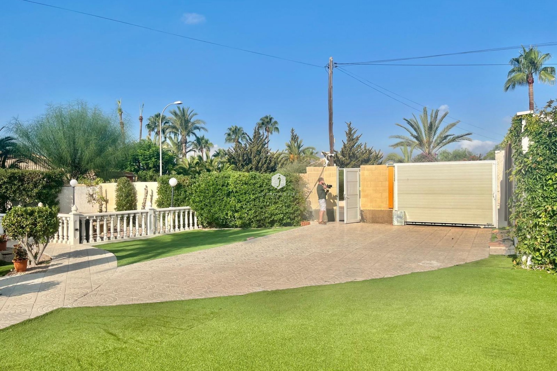 Z drugiej ręki - Villa -
Torrevieja - San luis