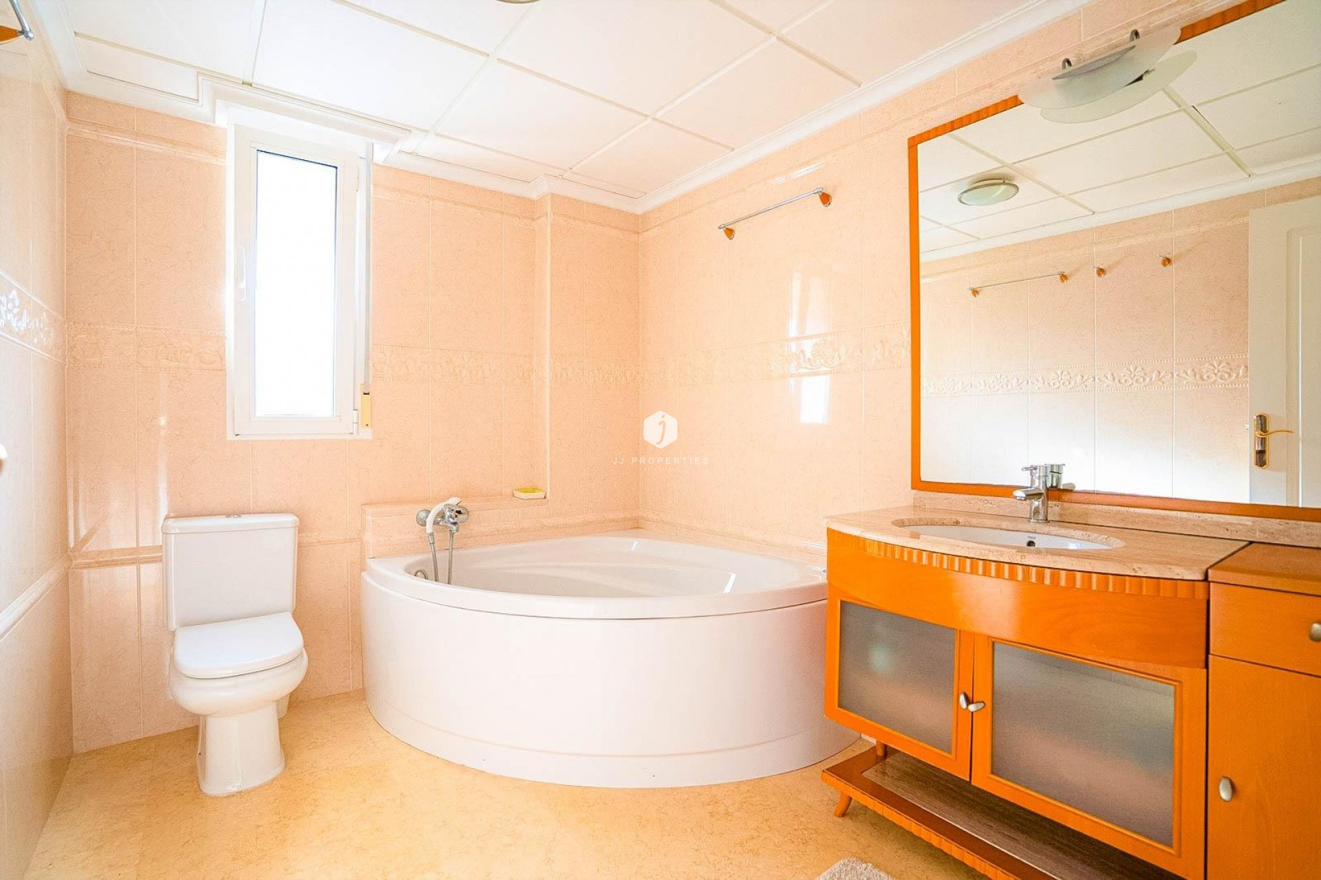 Z drugiej ręki - Villa -
Torrevieja - Torre la mata