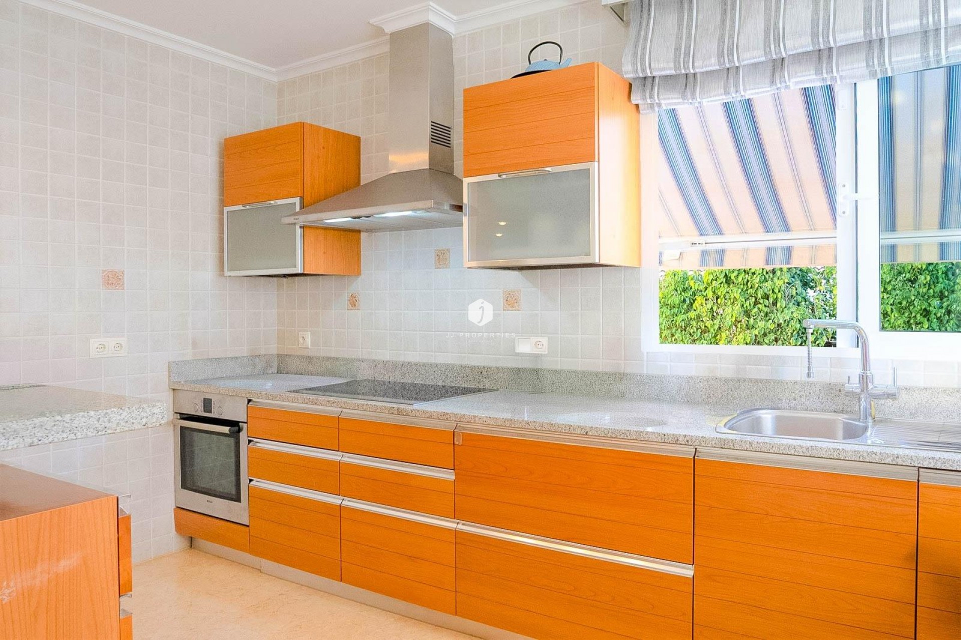 Z drugiej ręki - Villa -
Torrevieja - Torre la mata