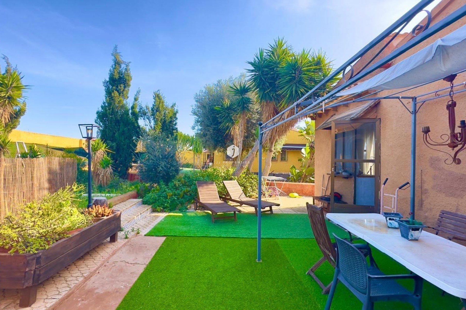 Z drugiej ręki - Villa -
Torrevieja - Torreblanca