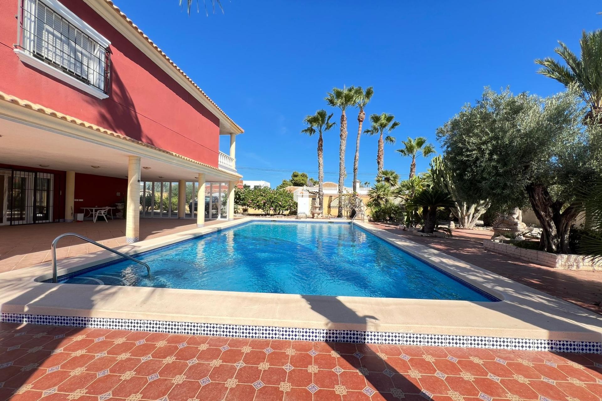 Z drugiej ręki - Villa -
Torrevieja - Torreta Florida