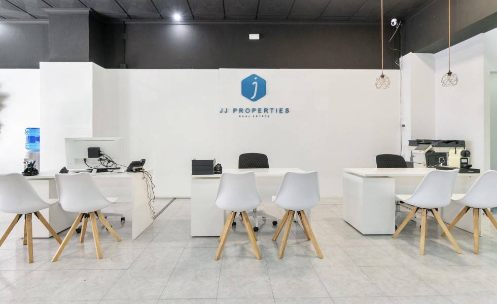 <small> JJ Properties </small>  Dienstleistungen