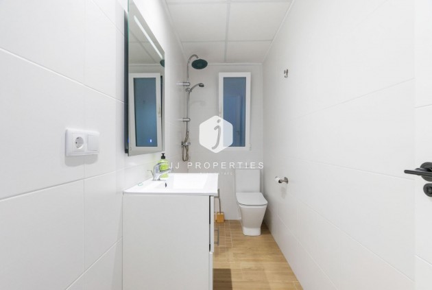 Tweedehands - Appartement / flat -
Torrevieja - Playa del cura