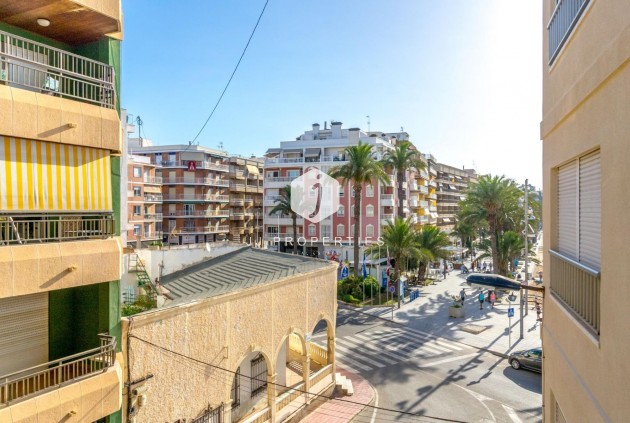 Tweedehands - Appartement / flat -
Torrevieja - Playa del cura