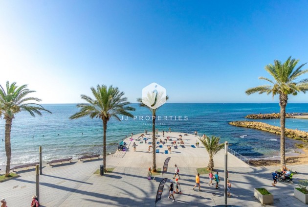 Tweedehands - Appartement / flat -
Torrevieja - Playa del cura