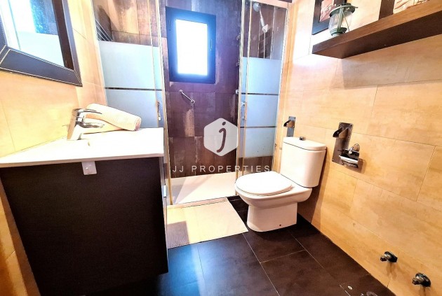 D'occasion - Chalet -
Torrevieja - El chaparral