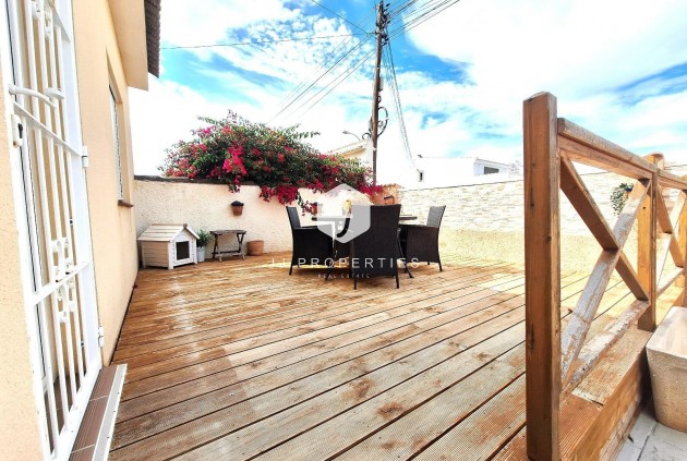 D'occasion - Chalet -
Torrevieja - El chaparral