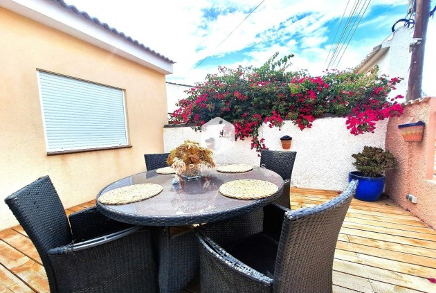 D'occasion - Chalet -
Torrevieja - El chaparral