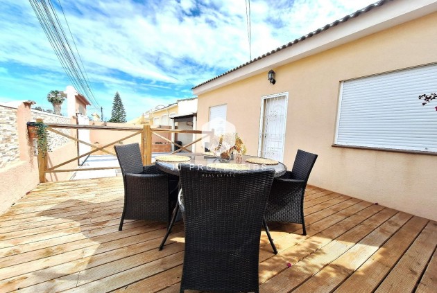 D'occasion - Chalet -
Torrevieja - El chaparral