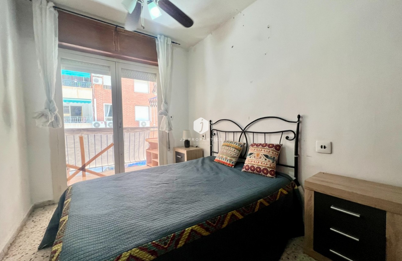 Resale - Apartment / flat -
Torrevieja - Acequion