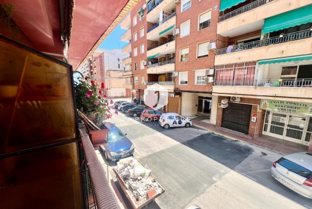 Resale - Apartment / flat -
Torrevieja - Acequion