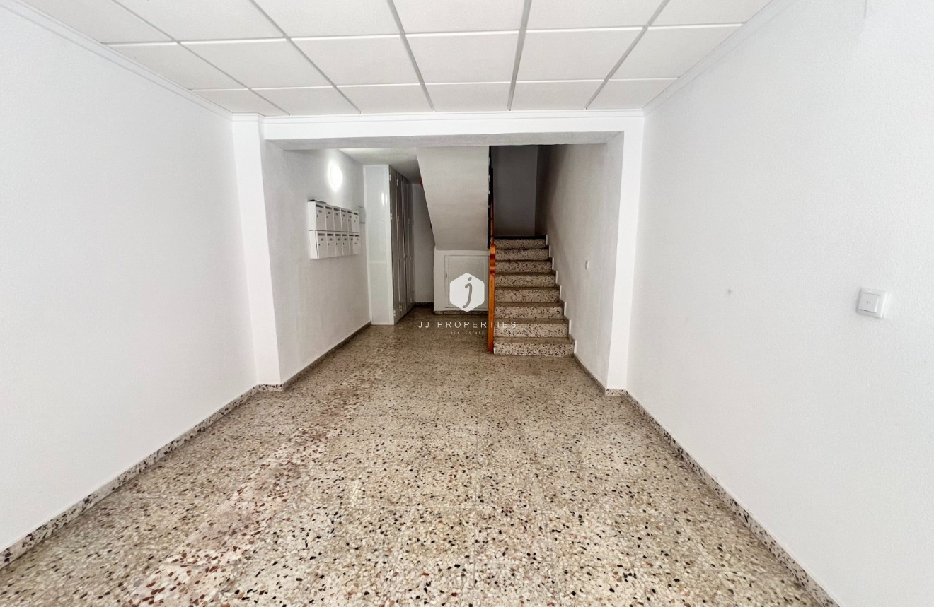 Resale - Apartment / flat -
Torrevieja - Acequion