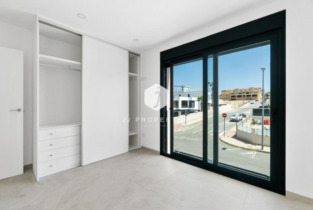 Nouvelle construction - Villa -
Benijofar