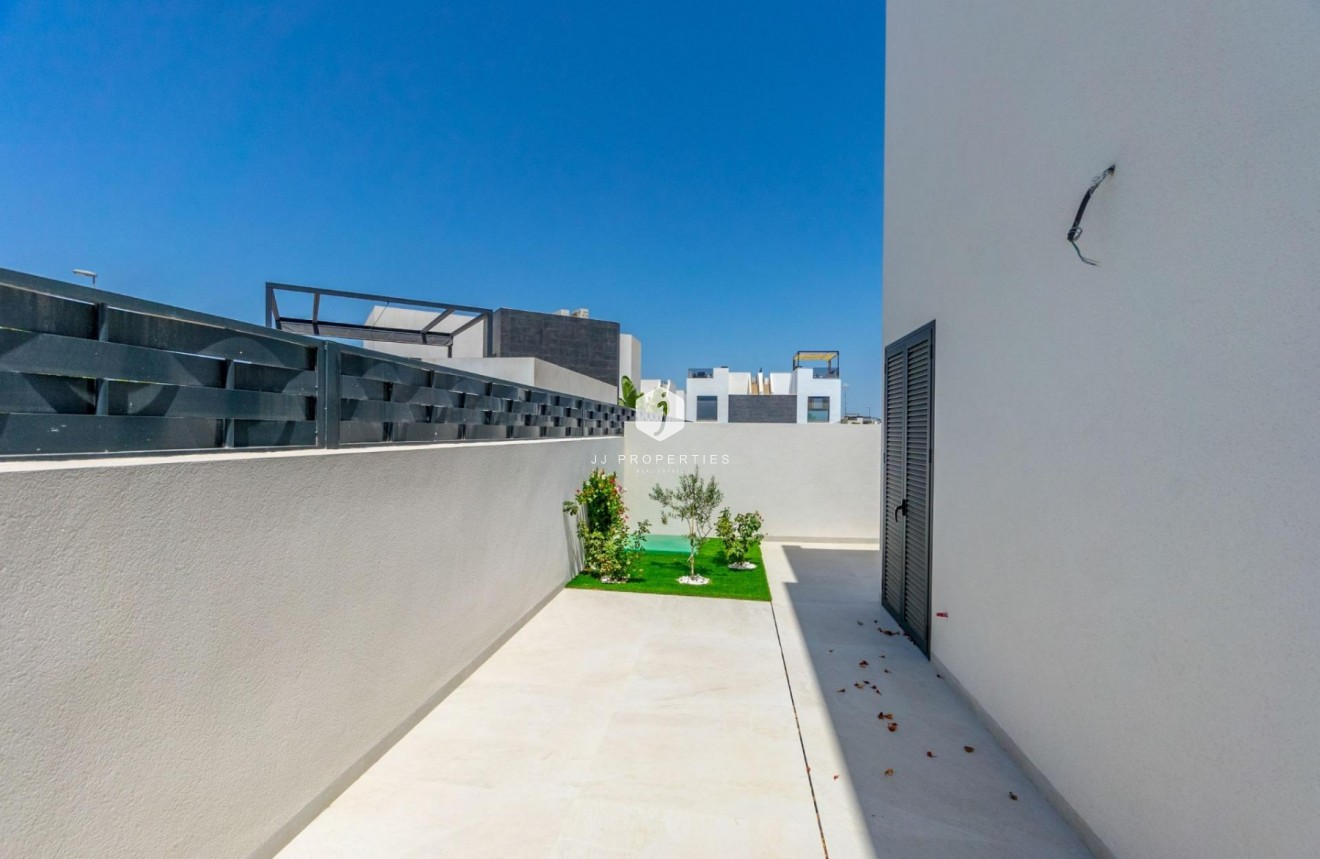 Nouvelle construction - Villa -
Benijofar