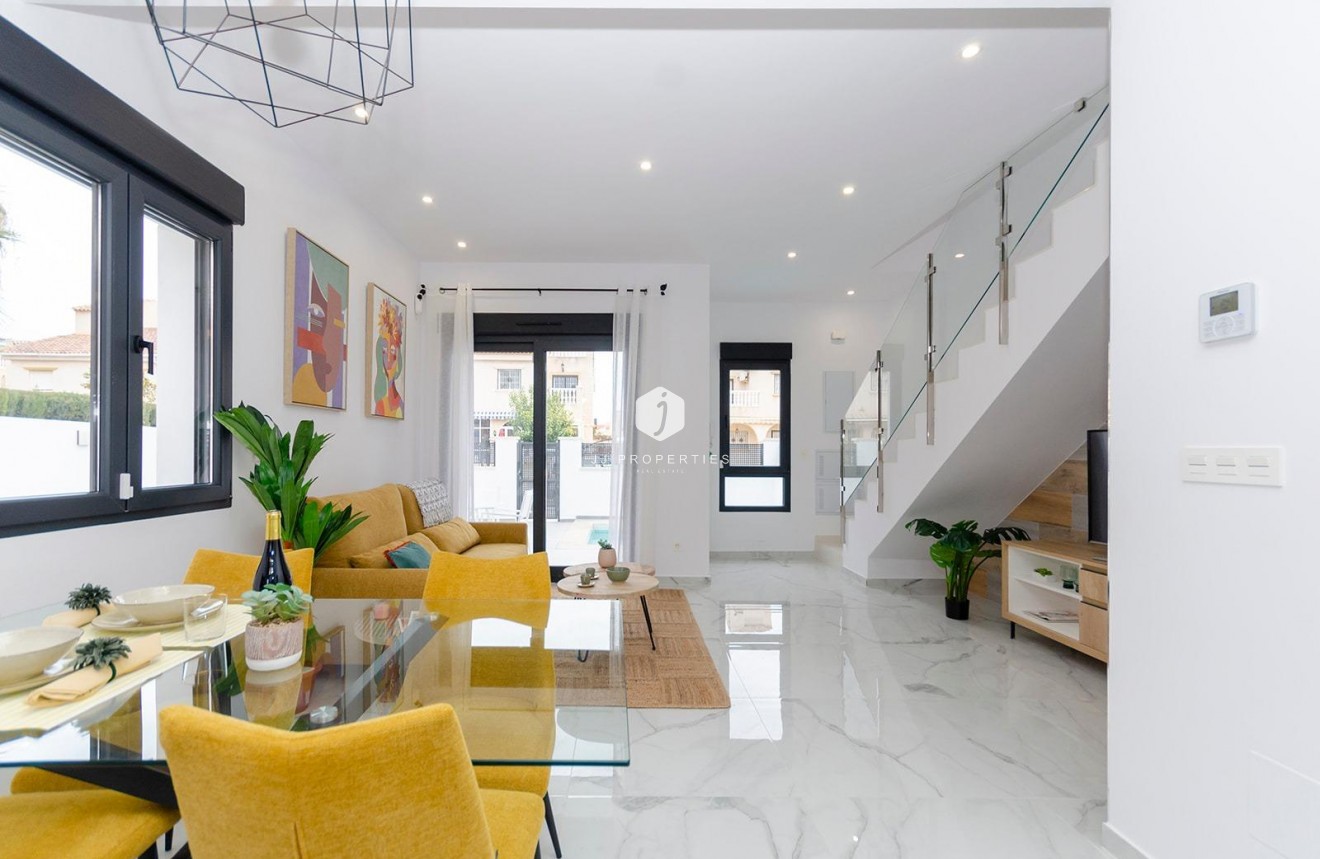 Obra nueva - Villa -
Torrevieja - Torretas