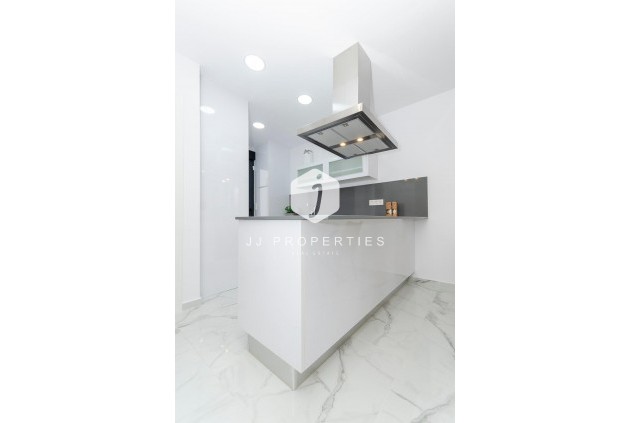 Obra nueva - Villa -
Torrevieja - Torretas