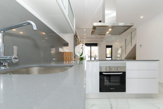 Obra nueva - Villa -
Torrevieja - Torretas