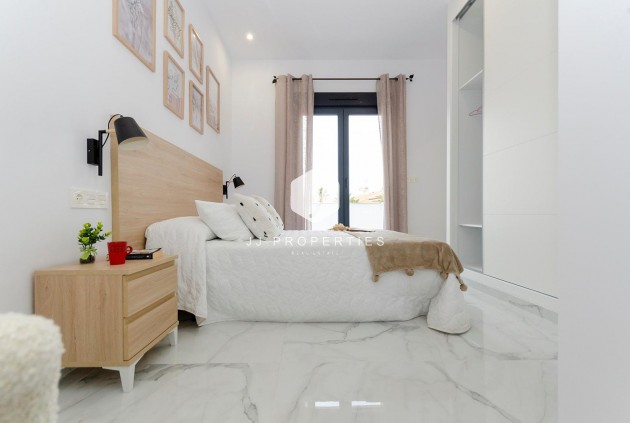 Obra nueva - Villa -
Torrevieja - Torretas