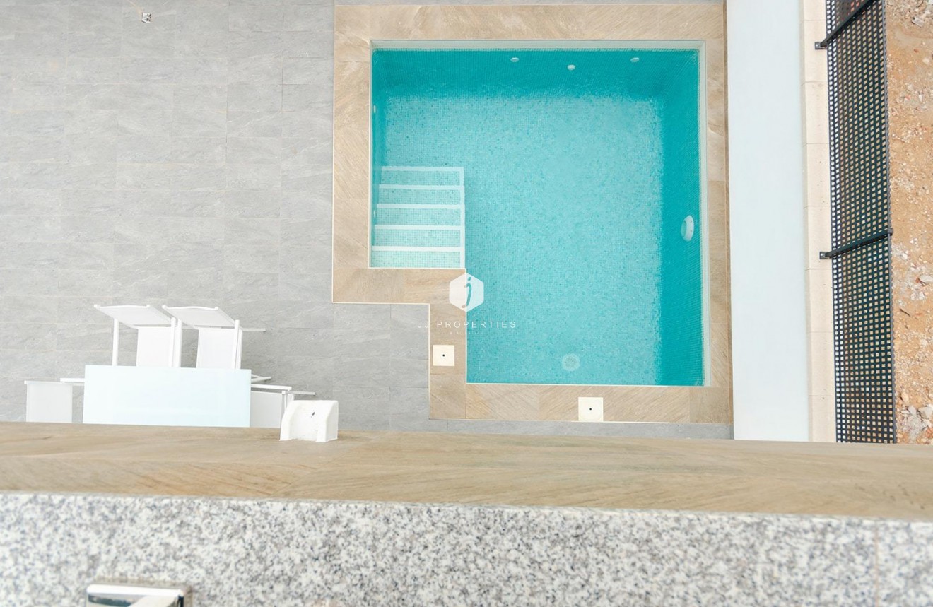 Obra nueva - Villa -
Torrevieja - Torretas