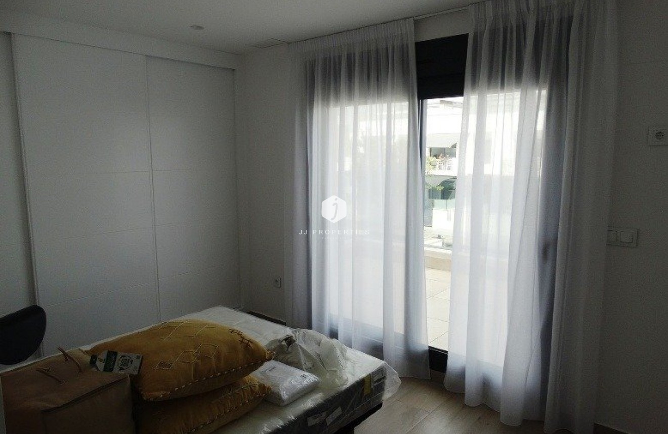 Nieuwbouw Woningen - Chalet -
Pilar de la Horadada - pueblo