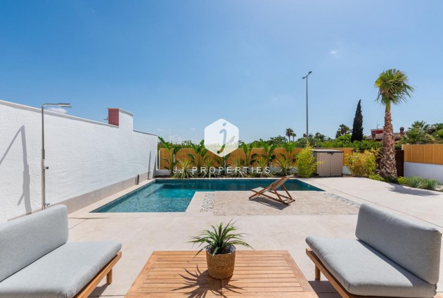 Nieuwbouw Woningen - Villa -
Benijofar - Centro