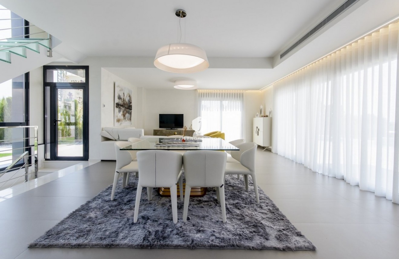 Nieuwbouw Woningen - Villa -
Orihuela Costa - Campoamor