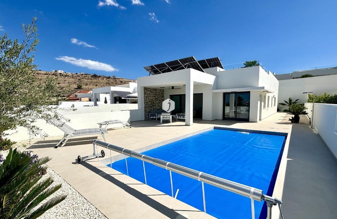 Nieuwbouw Woningen - Villa -
Benijofar - Pueblo