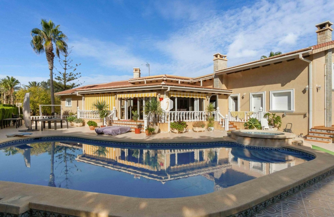 Tweedehands - Luxe villa -
Orihuela Costa - Cabo Roig