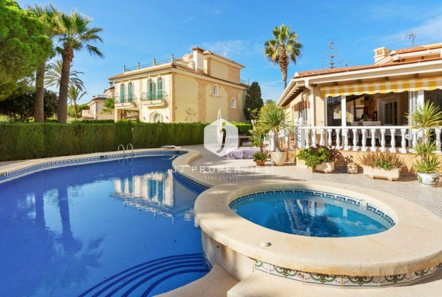 Tweedehands - Luxe villa -
Orihuela Costa - Cabo Roig