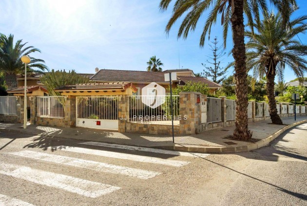 Tweedehands - Luxe villa -
Orihuela Costa - Cabo Roig