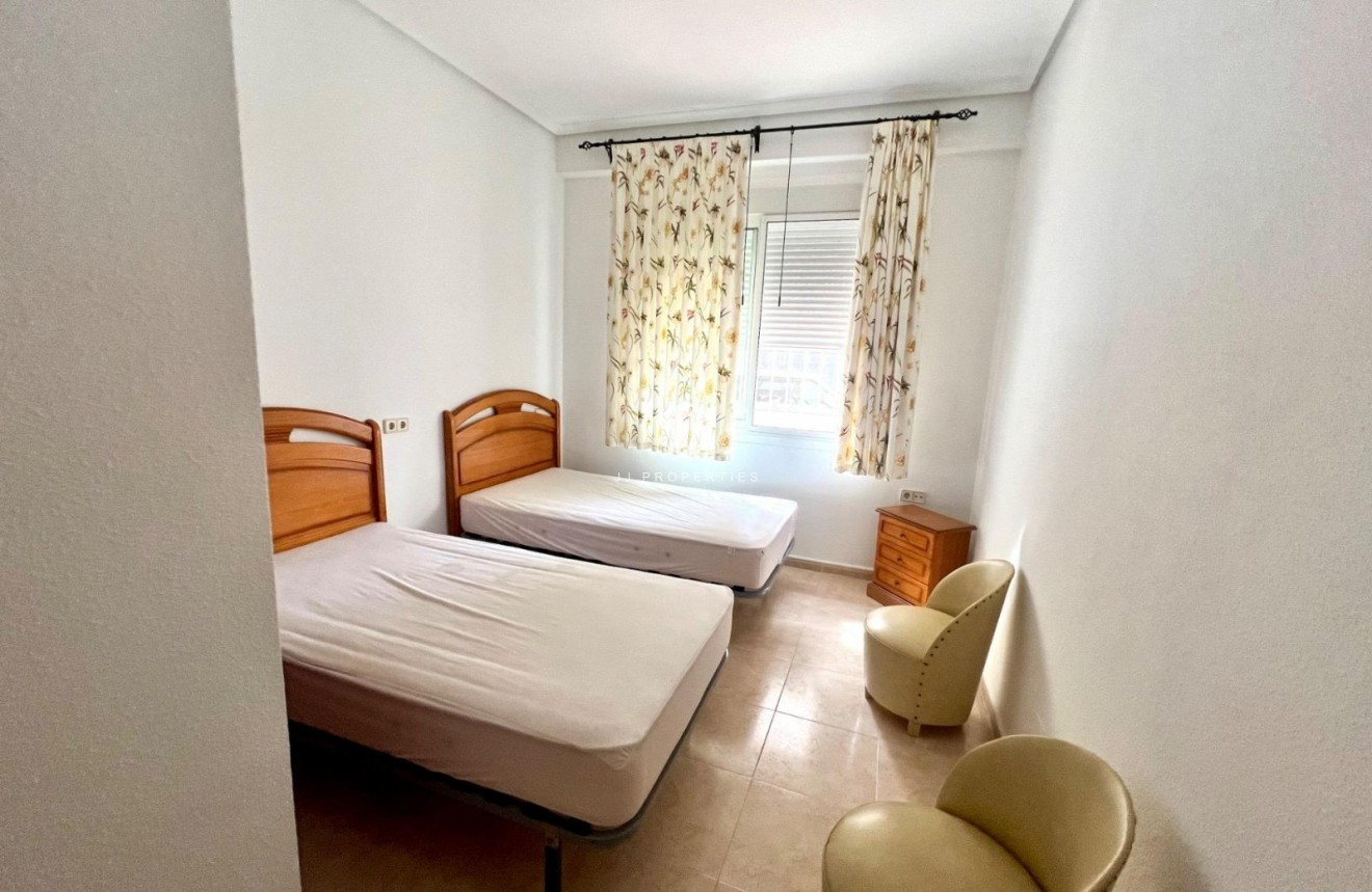 Tweedehands - Appartement / flat -
Torrevieja - Playa de los Naufragos